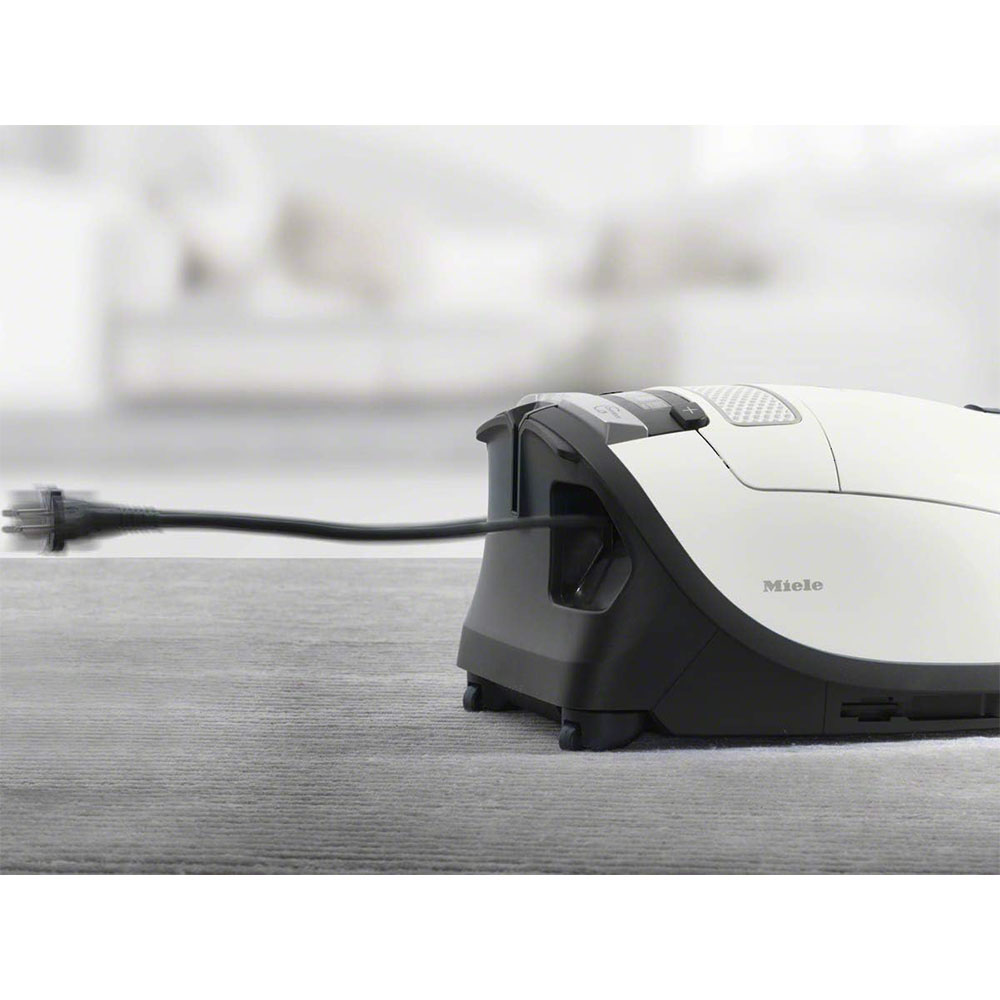 Miele Complete C3 Canister Vacuum Cleaner